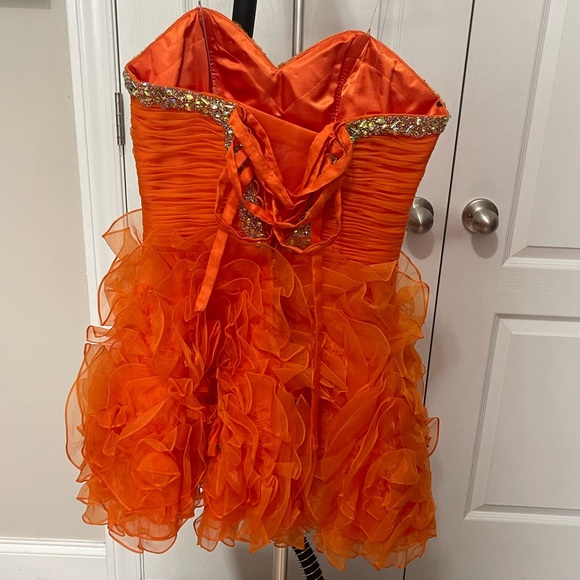 Vintage. Strapless. Orange. Party. Dress. - Picture 2 of 3